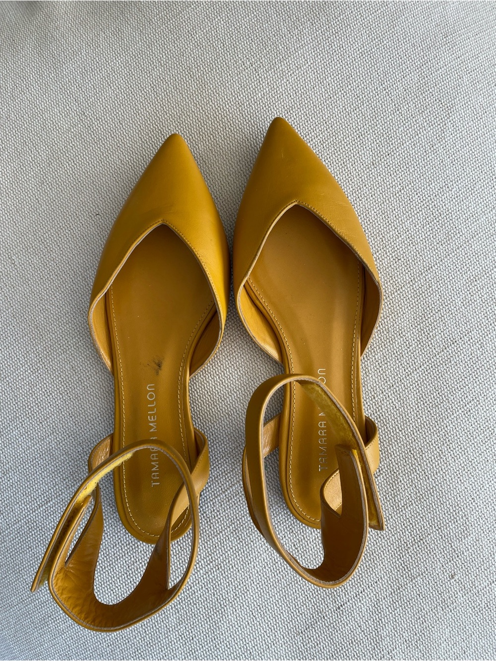 Tamara Mellon Mustard Yellow Pointed Slingback Flats - Picture 2 of 8